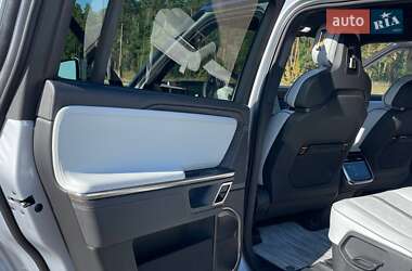 Позашляховик / Кросовер Rivian R1S 2023 в 