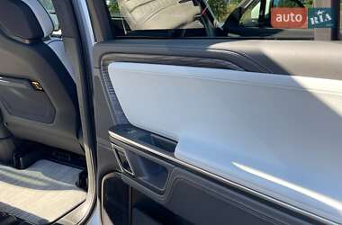 Позашляховик / Кросовер Rivian R1S 2023 в 