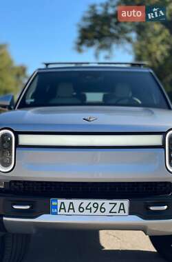 Внедорожник / Кроссовер Rivian R1S 2023 в Киеве