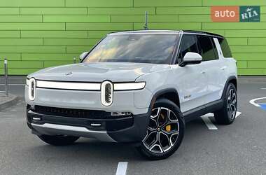 Позашляховик / Кросовер Rivian R1S 2022 в Києві