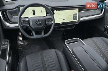 Внедорожник / Кроссовер Rivian R1S 2022 в 