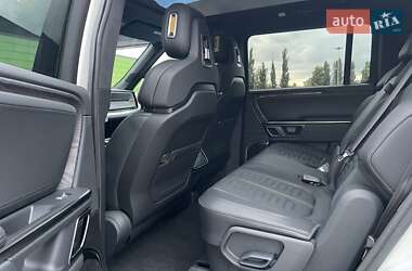 Внедорожник / Кроссовер Rivian R1S 2022 в 