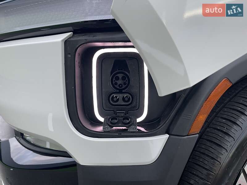 Позашляховик / Кросовер Rivian R1S 2022 в Києві
