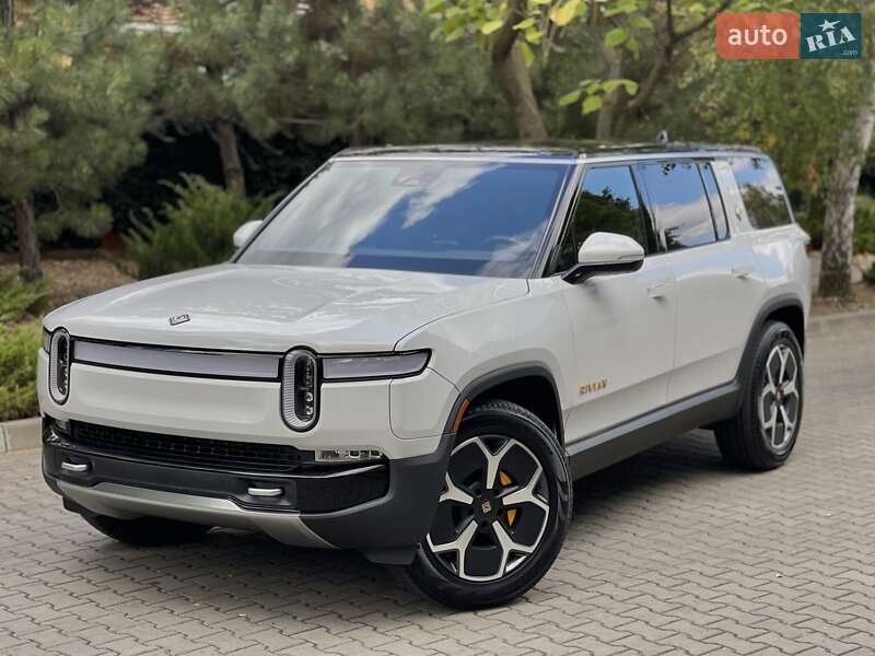 Позашляховик / Кросовер Rivian R1S 2025 в Одесі