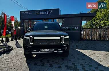 Позашляховик / Кросовер Rivian R1S 2022 в 