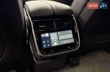 Внедорожник / Кроссовер Rivian R1S 2024 в 