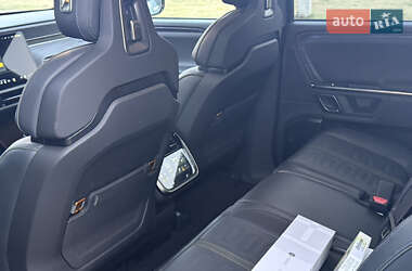 Внедорожник / Кроссовер Rivian R1S 2024 в 