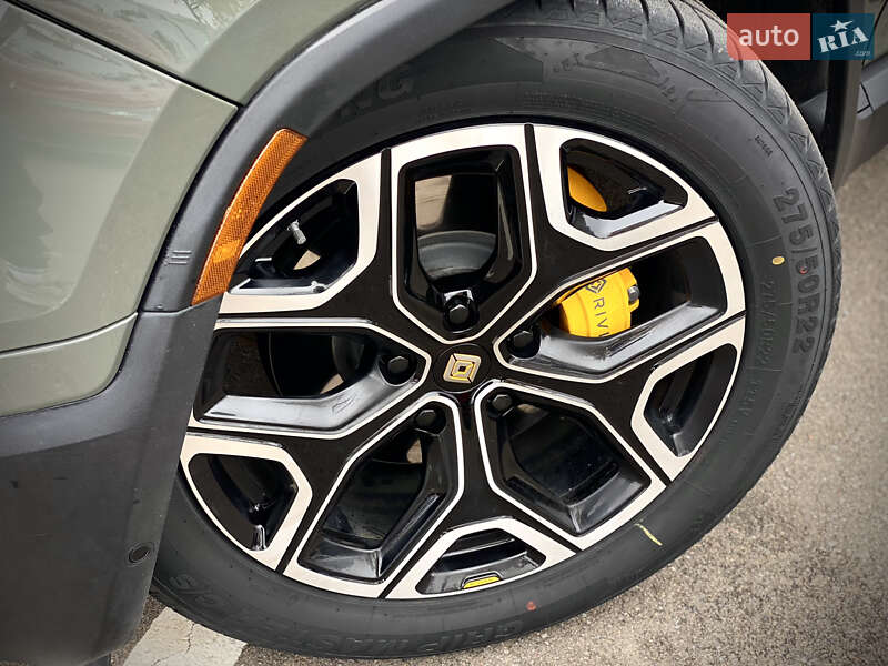 Позашляховик / Кросовер Rivian R1S 2022 в Києві фото 14 Позашляховик / Кросовер Rivian R1S 2022 в Києві