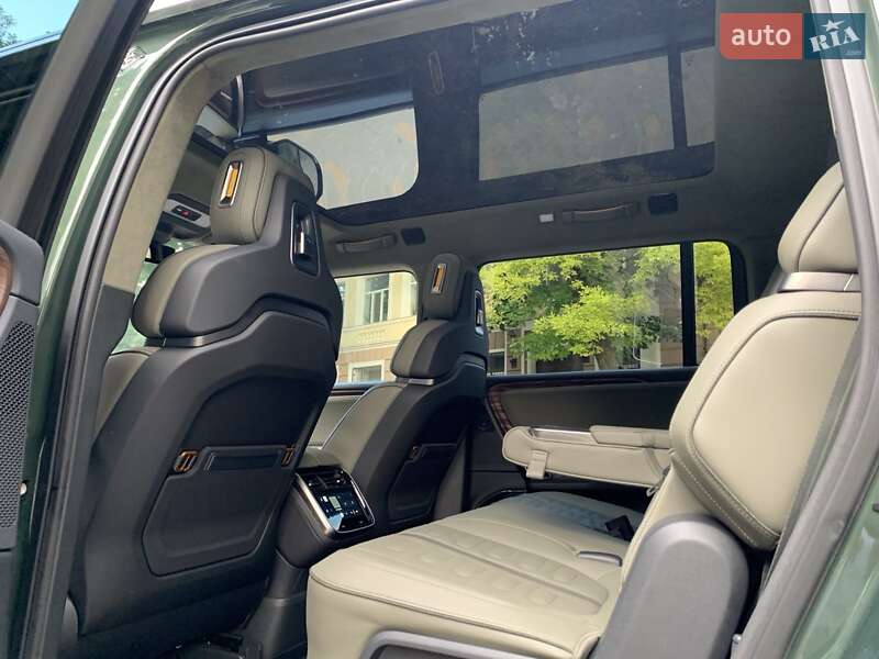 Внедорожник / Кроссовер Rivian R1S 2023 в Одессе фото 43 Внедорожник / Кроссовер Rivian R1S 2023 в Одессе