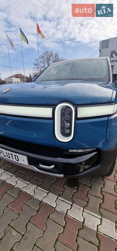 Внедорожник / Кроссовер Rivian R1S 2023 в Одессе фото 32 Внедорожник / Кроссовер Rivian R1S 2023 в Одессе