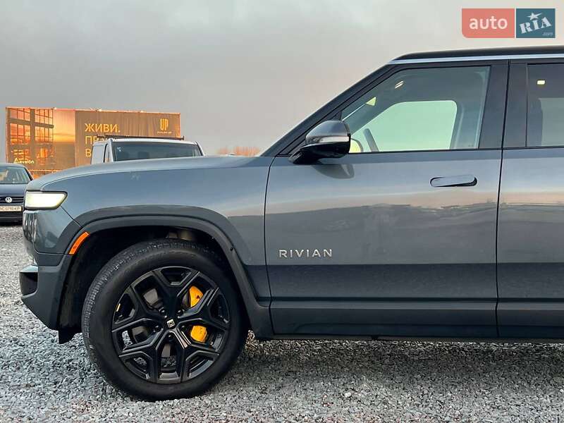 Позашляховик / Кросовер Rivian R1S 2023 в Львові