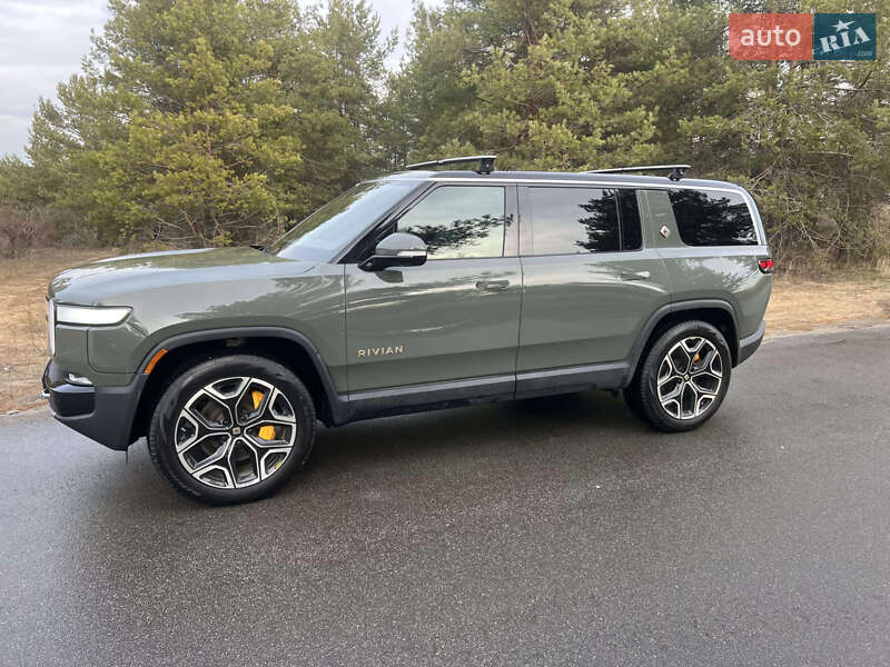 Внедорожник / Кроссовер Rivian R1S 2023 в Киеве фото 4 Внедорожник / Кроссовер Rivian R1S 2023 в Киеве