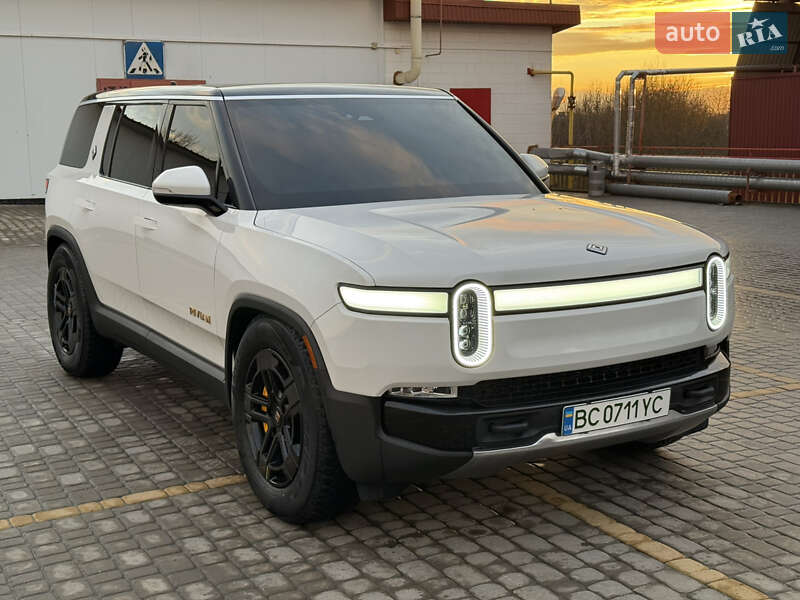 Внедорожник / Кроссовер Rivian R1S 2023 в Львове