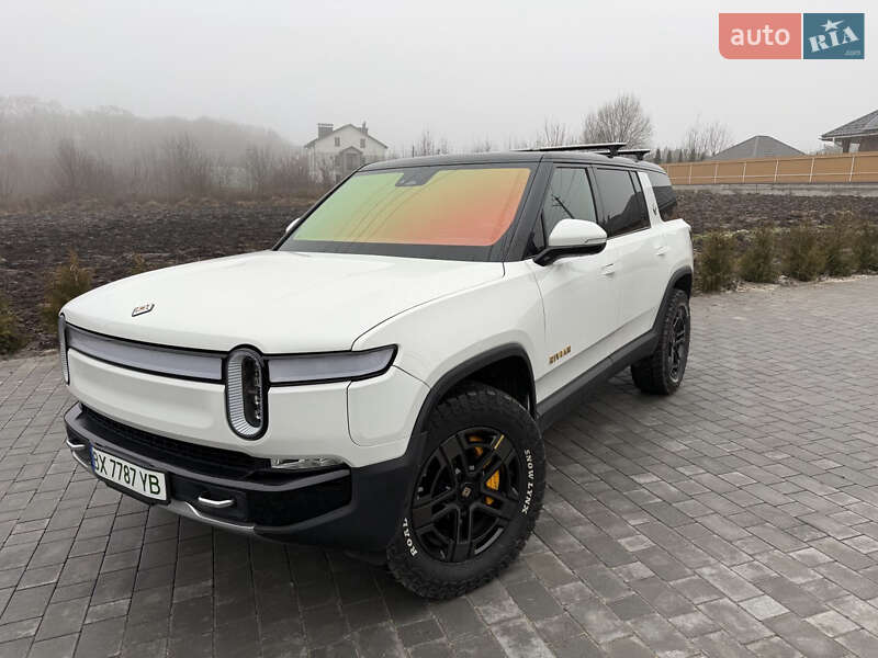 Внедорожник / Кроссовер Rivian R1S 2023 в Хмельницком