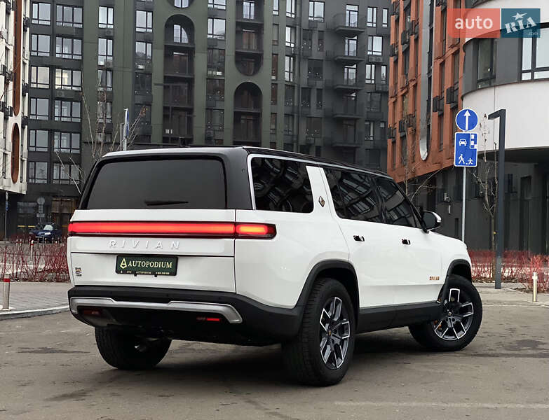 Внедорожник / Кроссовер Rivian R1S 2023 в Киеве