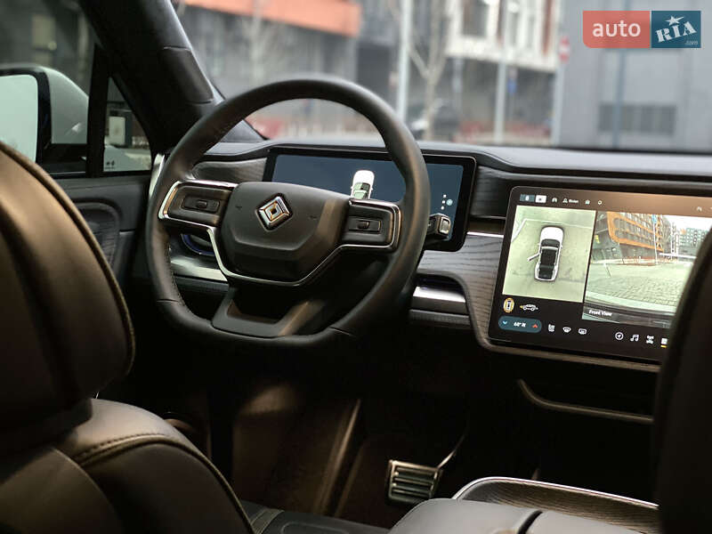 Внедорожник / Кроссовер Rivian R1S 2023 в Киеве