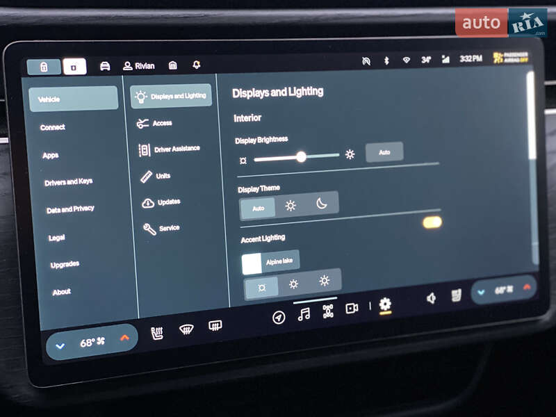 Внедорожник / Кроссовер Rivian R1S 2023 в Киеве
