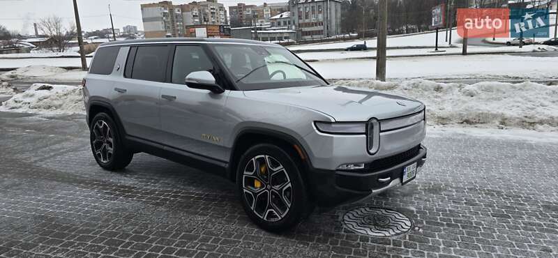 Внедорожник / Кроссовер Rivian R1S 2022 в Хмельницком