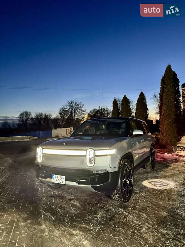 Внедорожник / Кроссовер Rivian R1S 2022 в Хмельницком