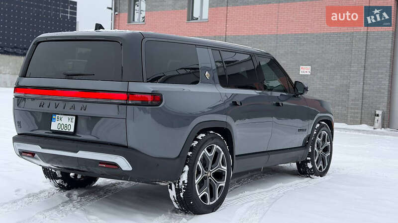 Внедорожник / Кроссовер Rivian R1S 2024 в Костополе