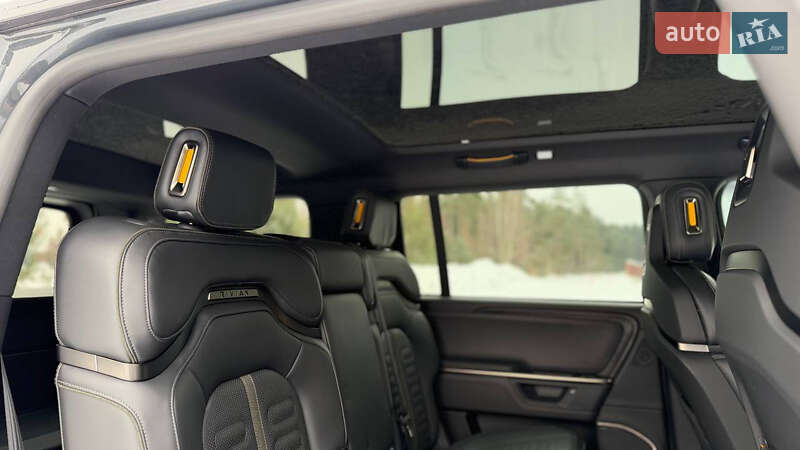 Внедорожник / Кроссовер Rivian R1S 2024 в Костополе