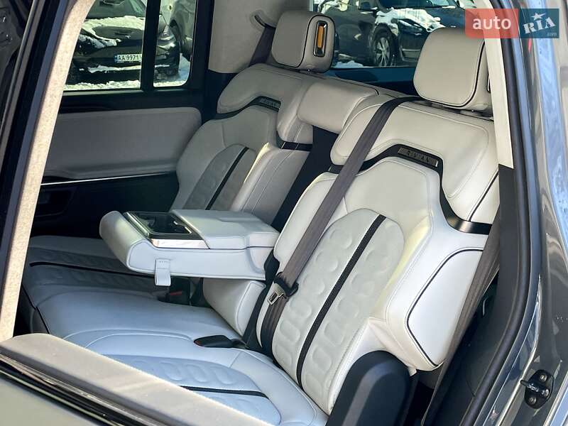 Внедорожник / Кроссовер Rivian R1S 2023 в Киеве