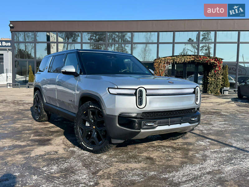 Внедорожник / Кроссовер Rivian R1S 2025 в Луцке