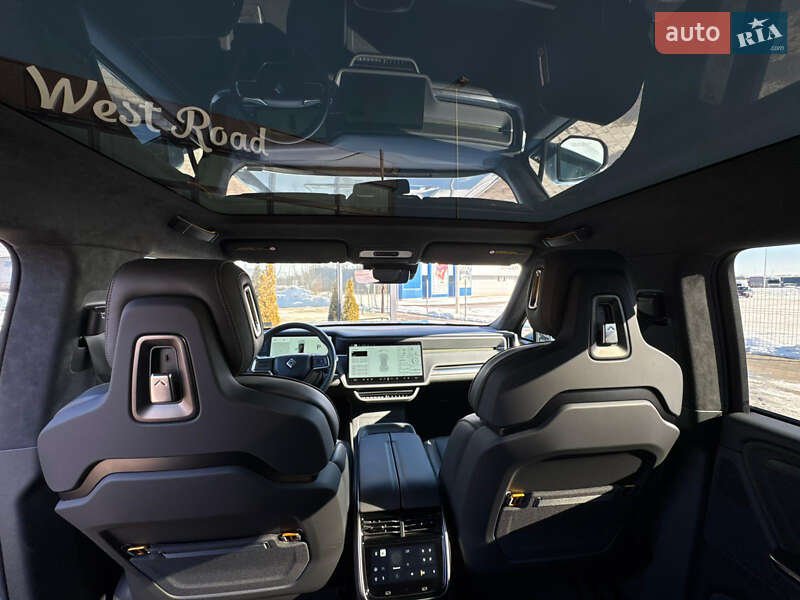 Внедорожник / Кроссовер Rivian R1S 2025 в Луцке