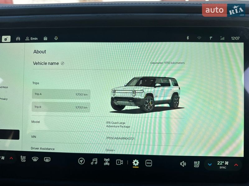 Внедорожник / Кроссовер Rivian R1S 2024 в Киеве