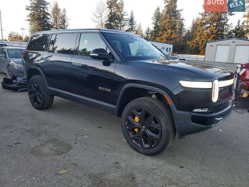 Внедорожник / Кроссовер Rivian R1S 2024 в Львове