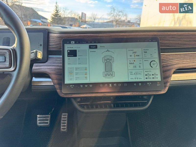 Позашляховик / Кросовер Rivian R1S 2023 в Києві