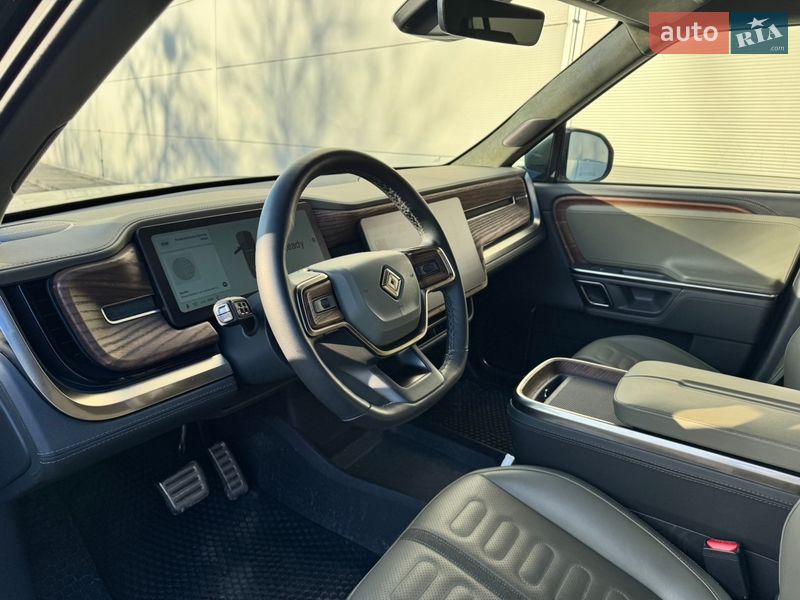 Позашляховик / Кросовер Rivian R1S 2023 в Києві