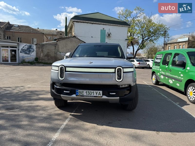 Внедорожник / Кроссовер Rivian R1S 2023 в Николаеве фото 2 Внедорожник / Кроссовер Rivian R1S 2023 в Николаеве