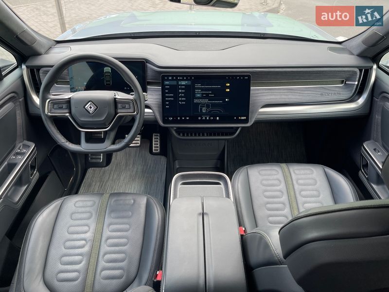 Позашляховик / Кросовер Rivian R1S 2023 в Києві