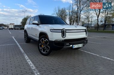 Внедорожник / Кроссовер Rivian R1S 2023 в Коломые
