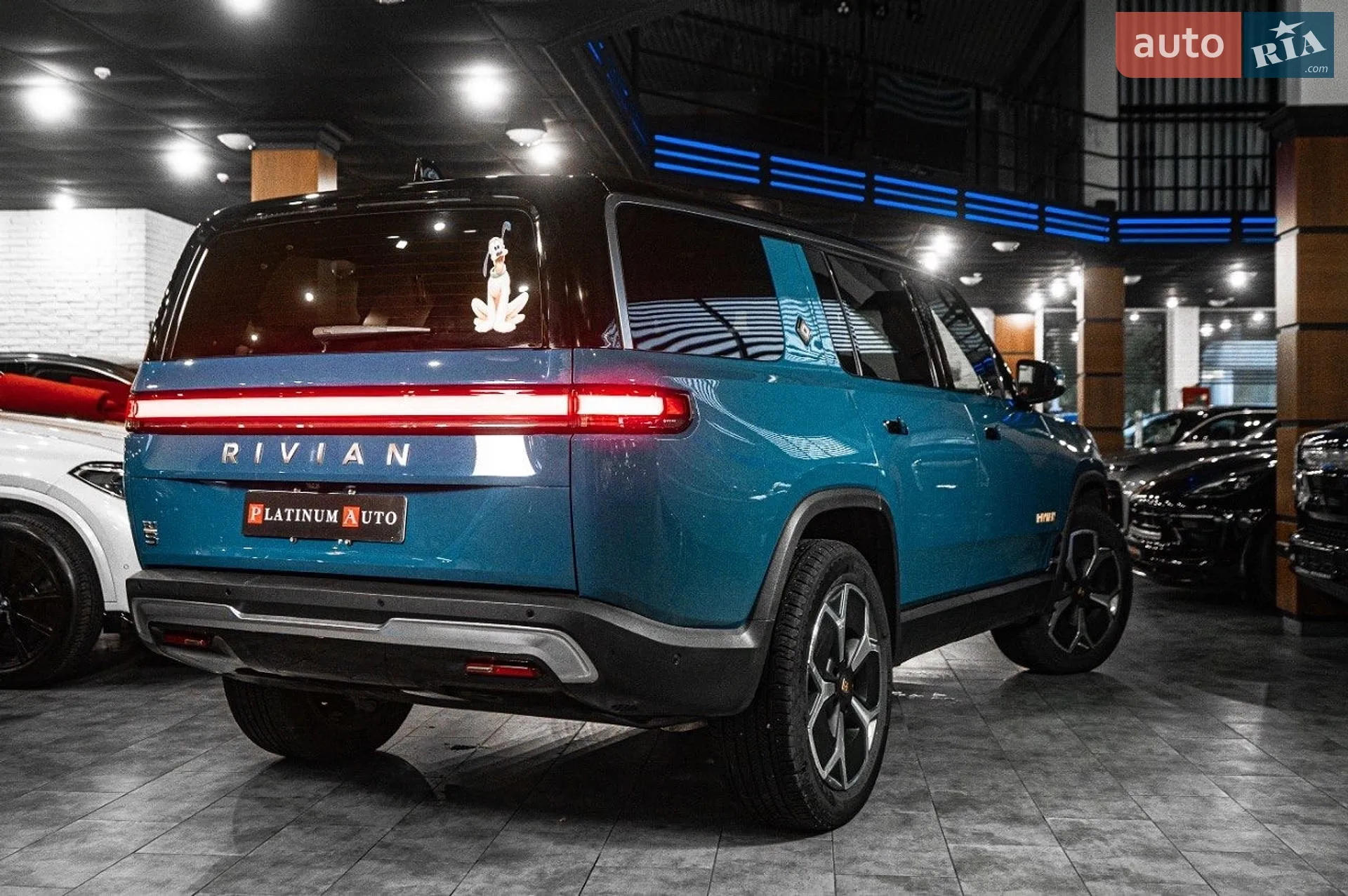Rivian R1S 2023 VIN 7PDSGABA1RN031444 фото оголошення 62 з 63