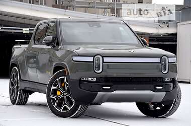 Пікап Rivian R1T 2022 в 