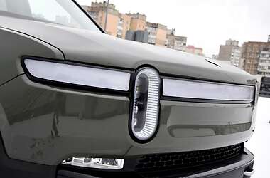 Пікап Rivian R1T 2022 в 