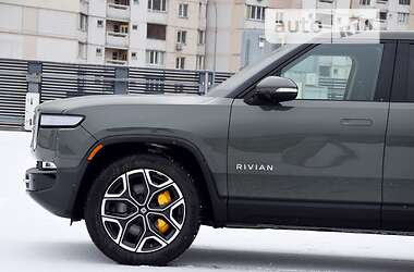 Пікап Rivian R1T 2022 в 