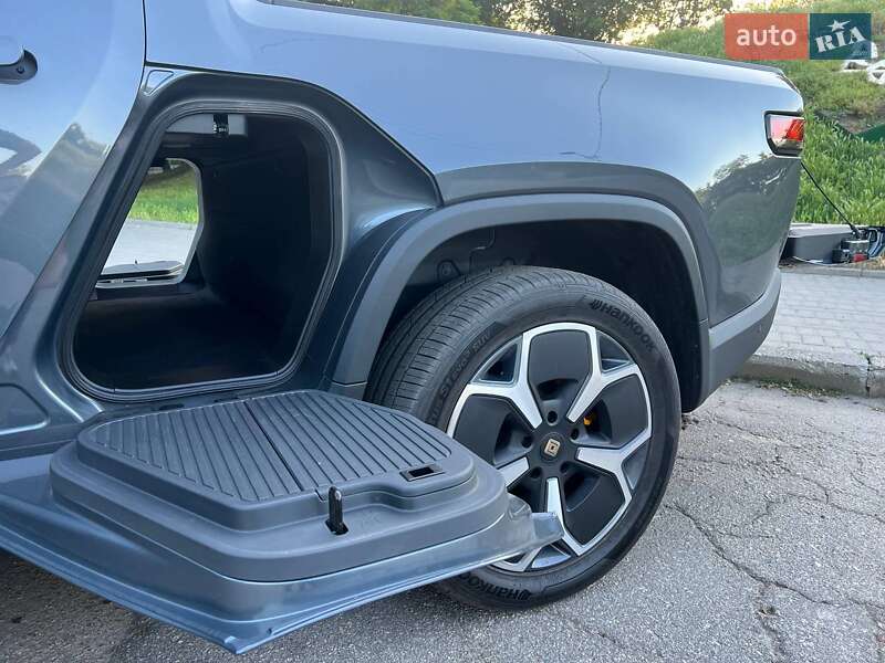 Пікап Rivian R1T 2022 в Кропивницькому