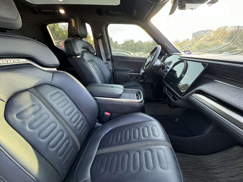 Пікап Rivian R1T 2023 в Луцьку