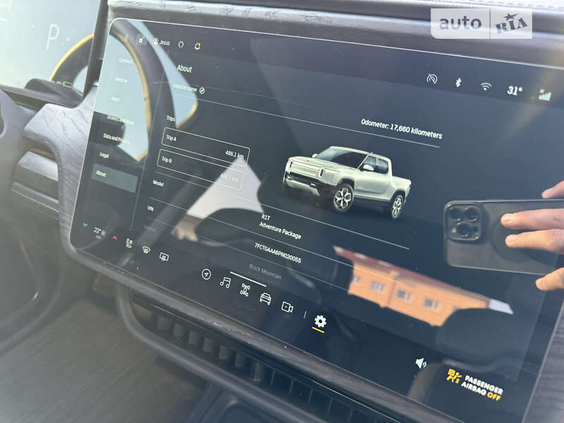 Пікап Rivian R1T 2023 в Луцьку