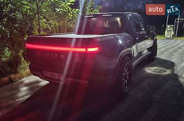 Внедорожник / Кроссовер Rivian R1T 2021 в 