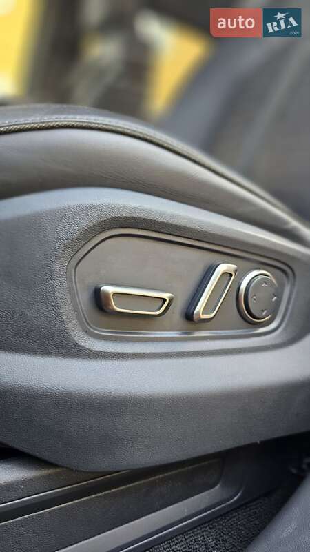 Позашляховик / Кросовер Rivian R1T 2021 в Львові фото 25 Позашляховик / Кросовер Rivian R1T 2021 в Львові