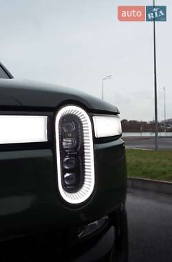 Пикап Rivian R1T 2023 в 