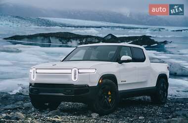 Пікап Rivian R1T 2022 в 