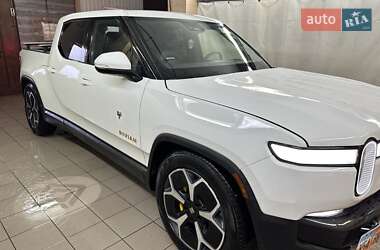 Пікап Rivian R1T 2022 в 