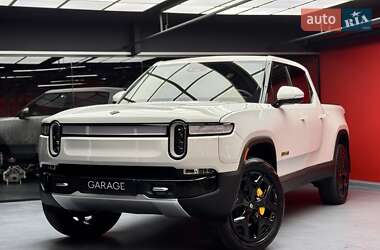 Пикап Rivian R1T 2023 в 