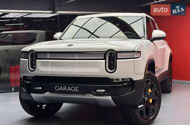 Пикап Rivian R1T 2023 в 