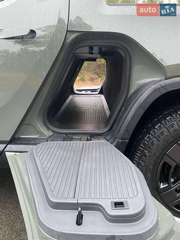 Пикап Rivian R1T 2022 в Киеве фото 13 Пикап Rivian R1T 2022 в Киеве